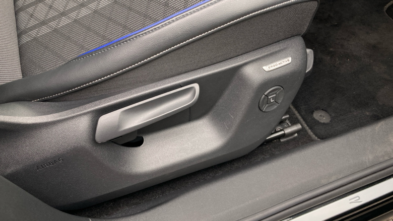 Volkswagen Tayron 2.0 TDI R-Line 5dr DSG7 [7 Seat] Diesel Estate